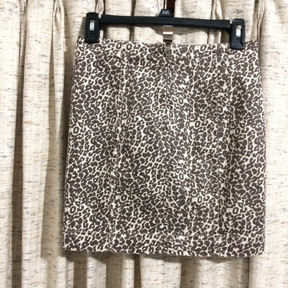 Free People Modern Femme Novelty Leopard Print Mini Skirt - 0 - Picture 5 of 5